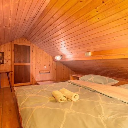 Σπίτι διακοπών Cozy In With Wifi