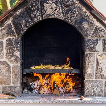 Cozy In With Wifi Prezid